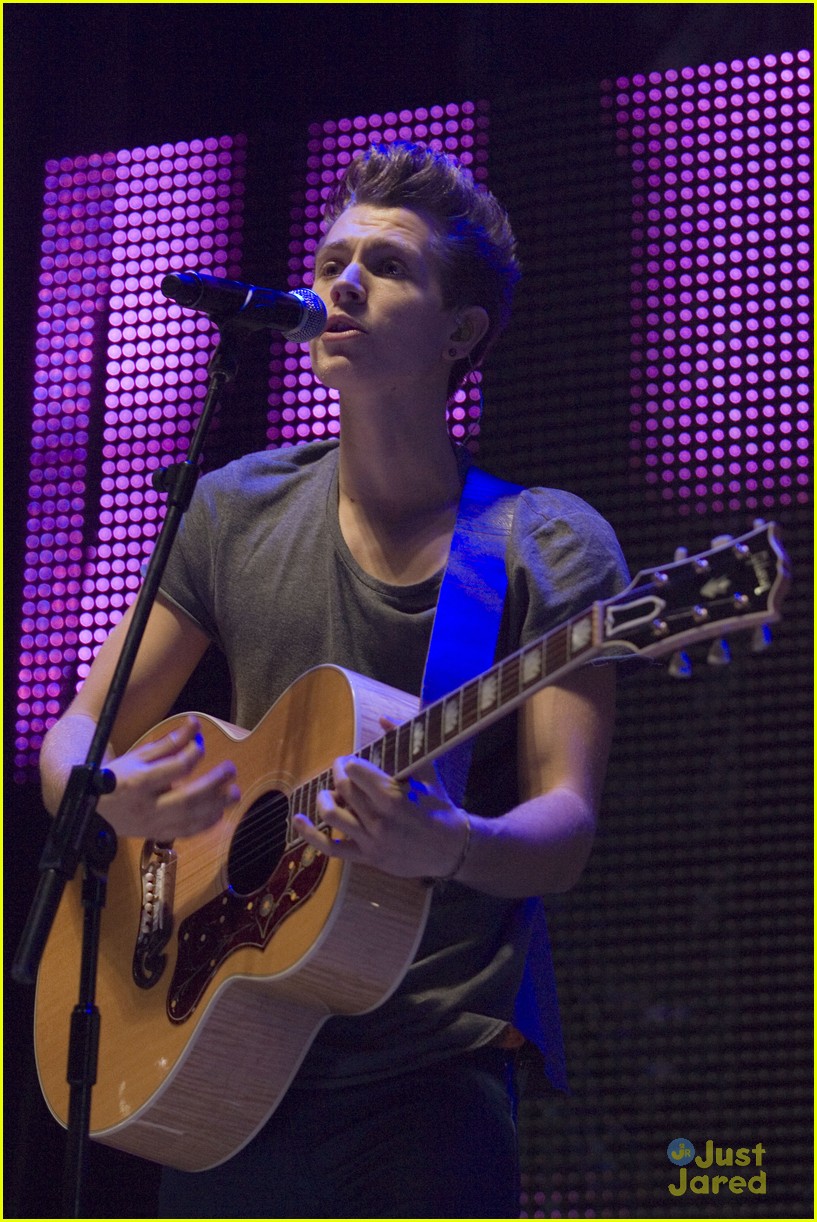 Union J & The Vamps: Clyde 1 Live Concert Pics