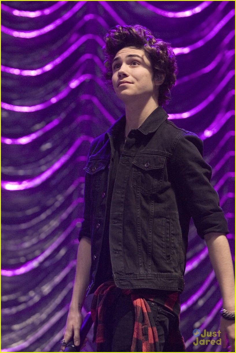 Union J & The Vamps: Clyde 1 Live Concert Pics