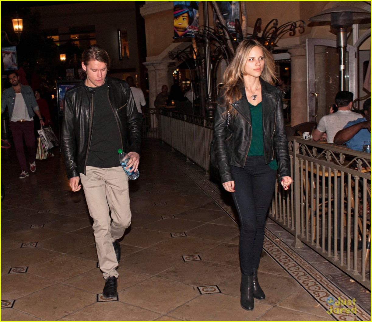 Chord Overstreet & Halston Sage: Dinner & Movie Date!