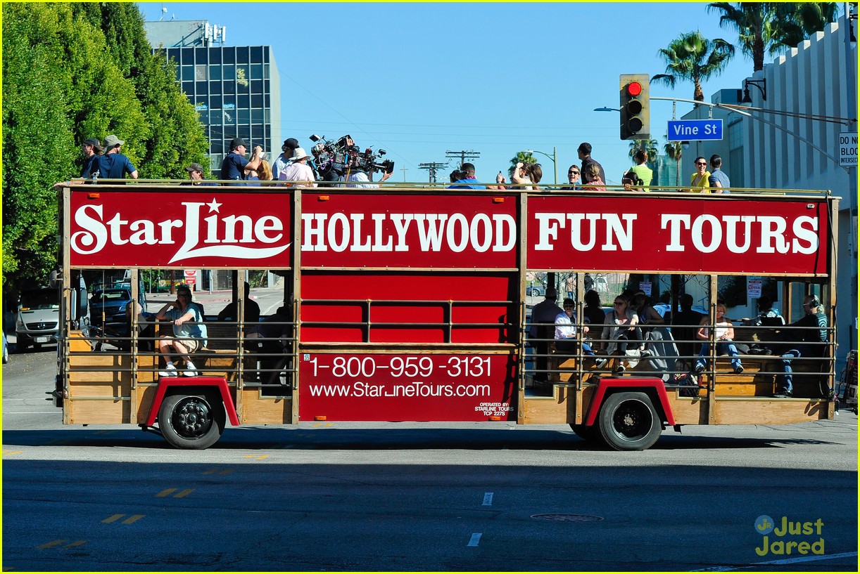 Chord Overstreet & Darren Criss: 'Glee' Films on Double Decker Bus!