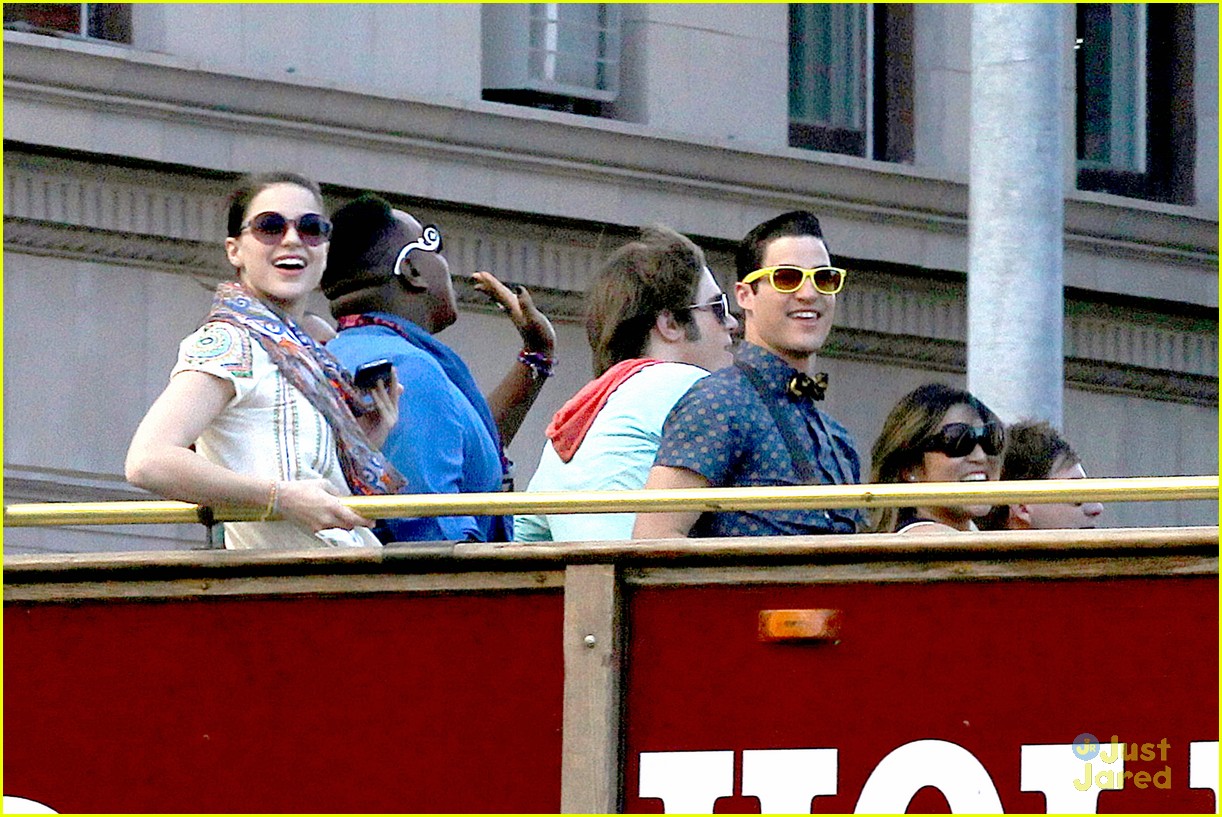 Chord Overstreet & Darren Criss: 'Glee' Films on Double Decker Bus!