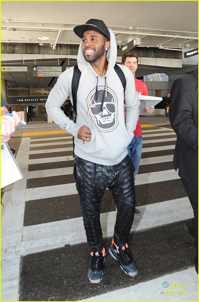 Jason Derulo: Back From Trip Abroad!