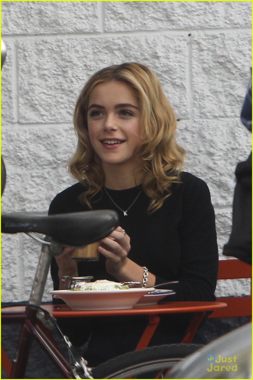 Kiernan Shipka: Sunday Morning Outing