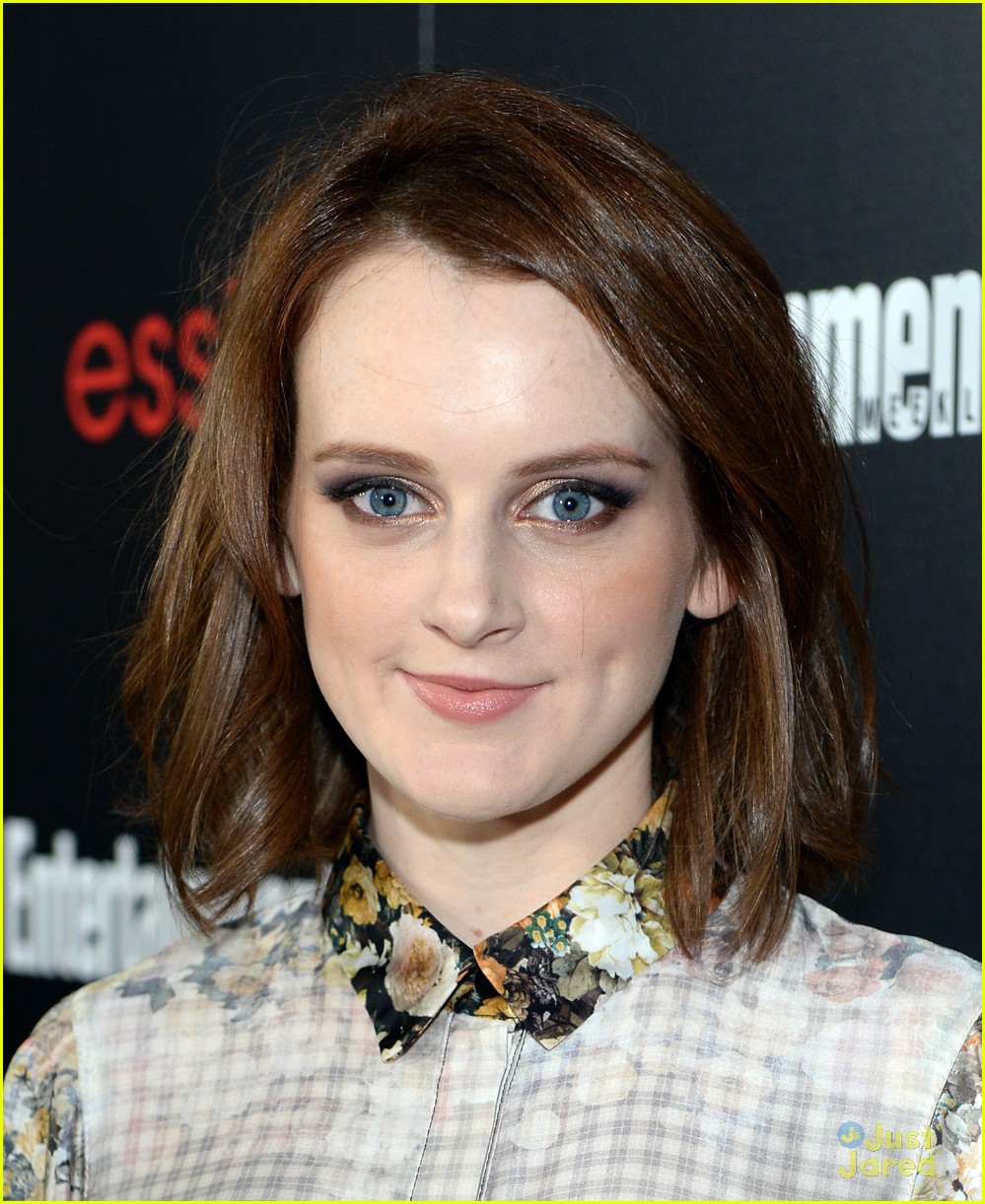 Laura Carmichael & Sophie McShera: EW's SAG Party with 'Game of Thrones' Cast