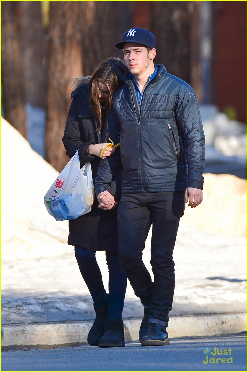 Nick Jonas & Olivia Culpo: Mammoth Mates