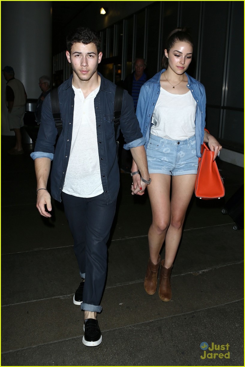 Nick Jonas & Olivia Culpo: Hand-Holding at LAX