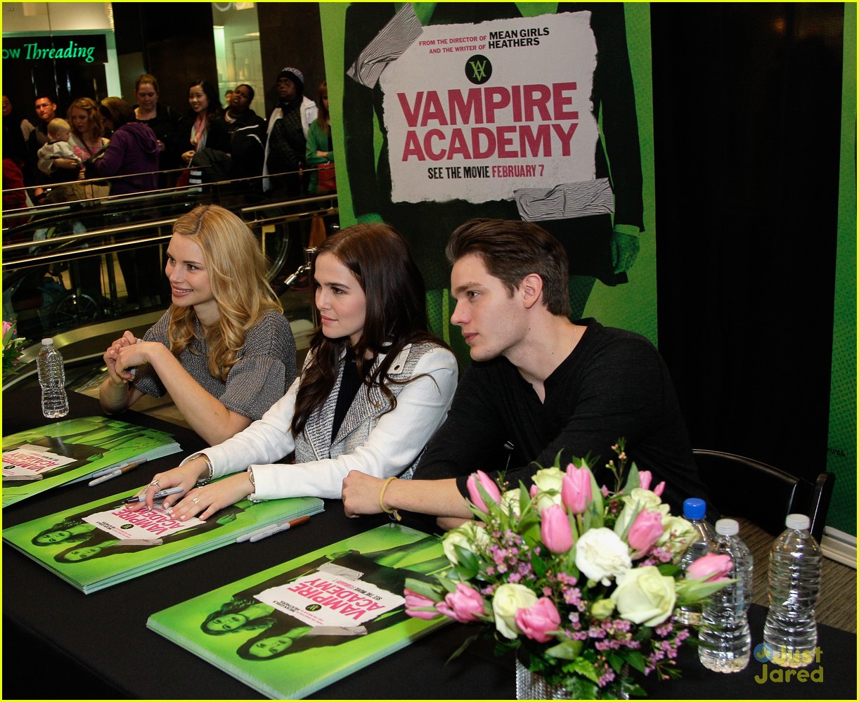 Zoey Deutch & Lucy Fry: 'Vampire Academy' Meet & Greet with Dominic Sherwood