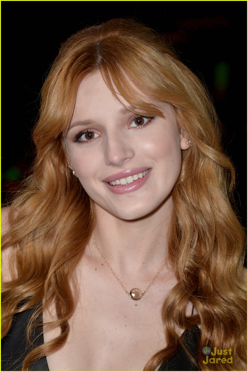 Bella Thorne: 'Vampire Academy' Premiere Pretty