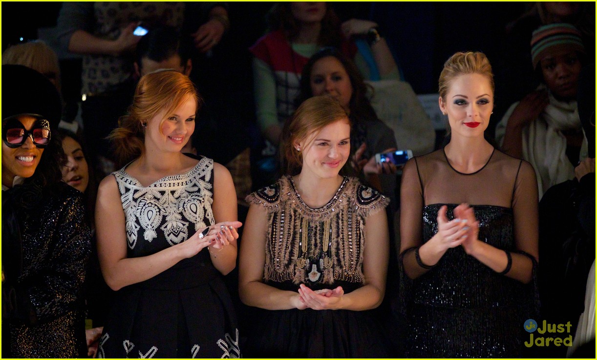 Debby Ryan & Holland Roden: Front Row at Naeem Khan for NYFW