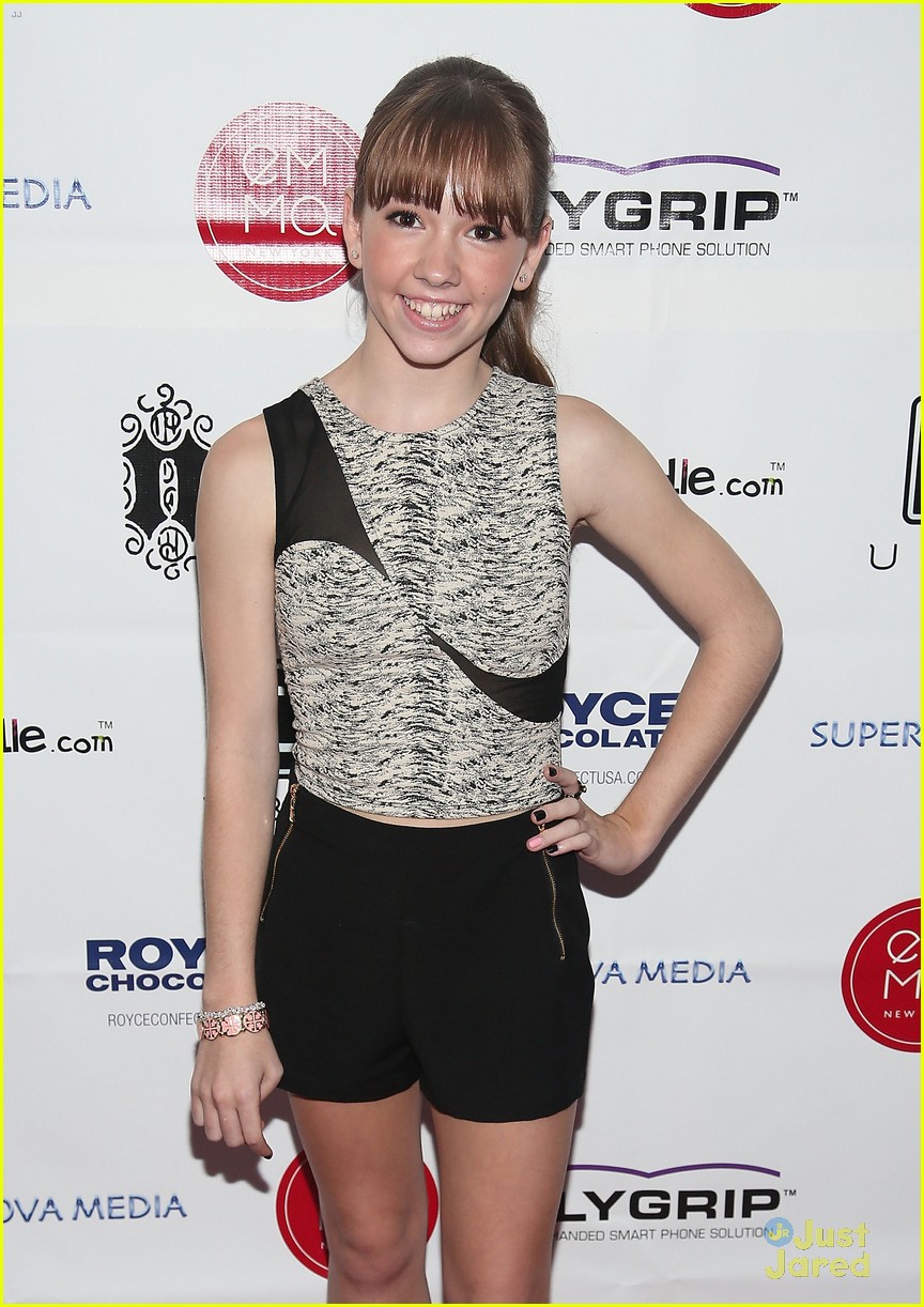 Holly Taylor & Keidrich Sellati: 'The Americans' Season 2 Premiere