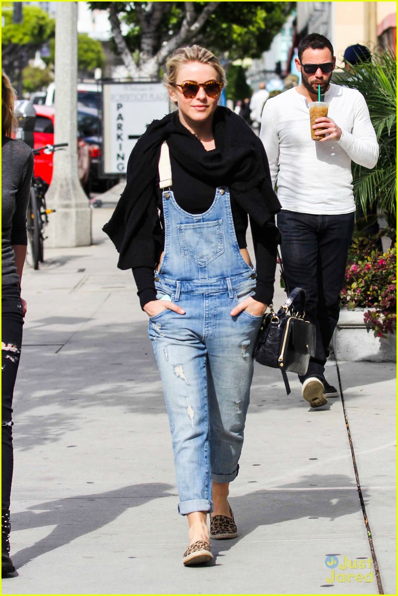 Julianne Hough: Overalls For Sunday Brunch
