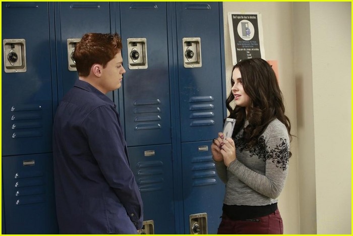 Vanessa Marano & Sean Berdy: Star Gazing on 'Switched At Birth'!