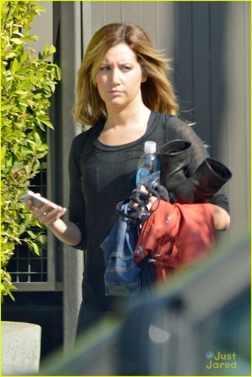 Vanessa Hudgens & Ashley Tisdale Meet Up for Kim Hidalgo's Birthday Lunch