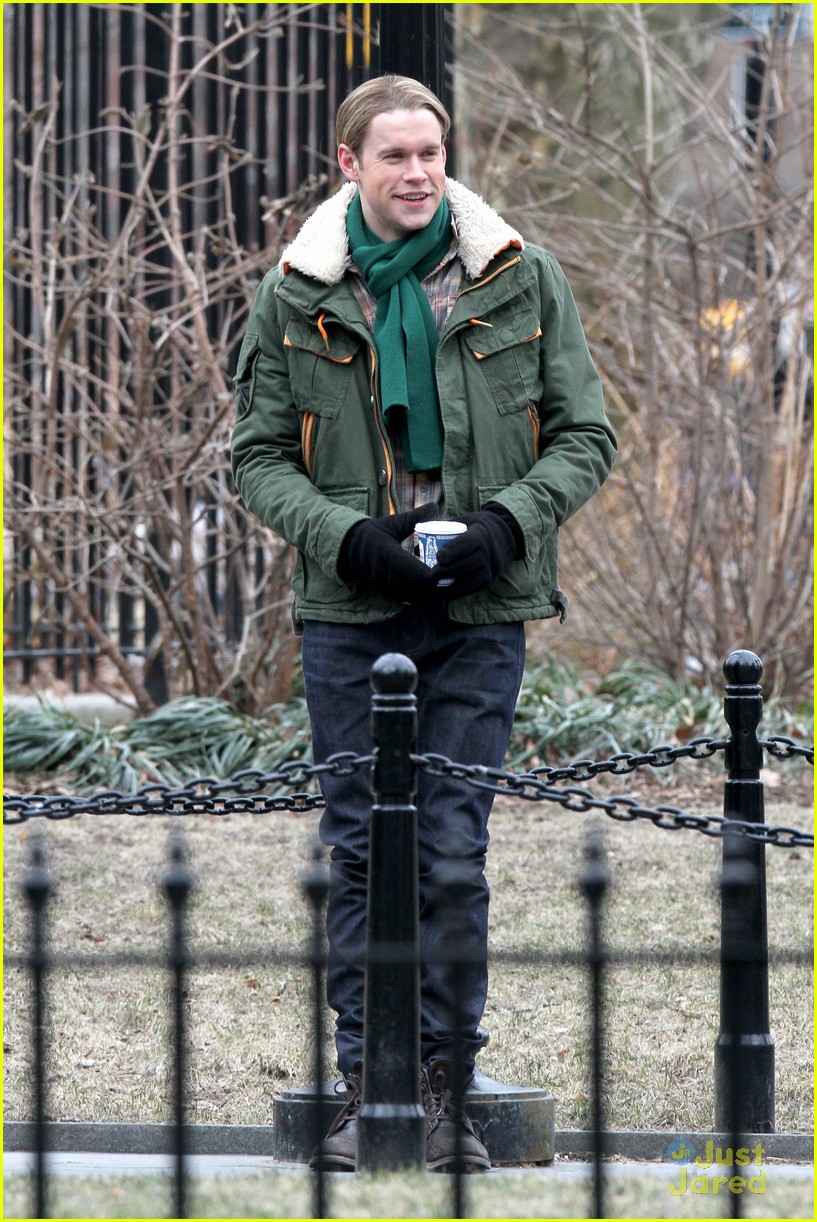 Chord, Chris, Darren & Kevin Keep Coffee Close on 'Glee' NYC Set