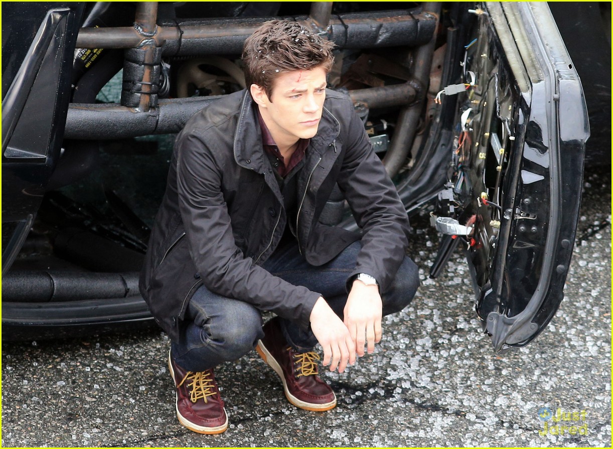Grant Gustin Films Smoky Car Crash Scene for 'The Flash'