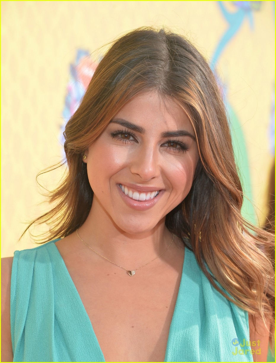 Daniella Monet, Matt Bennett & Leon Thomas Have Tons of Fun at the Kids' Choice Awards 2014!