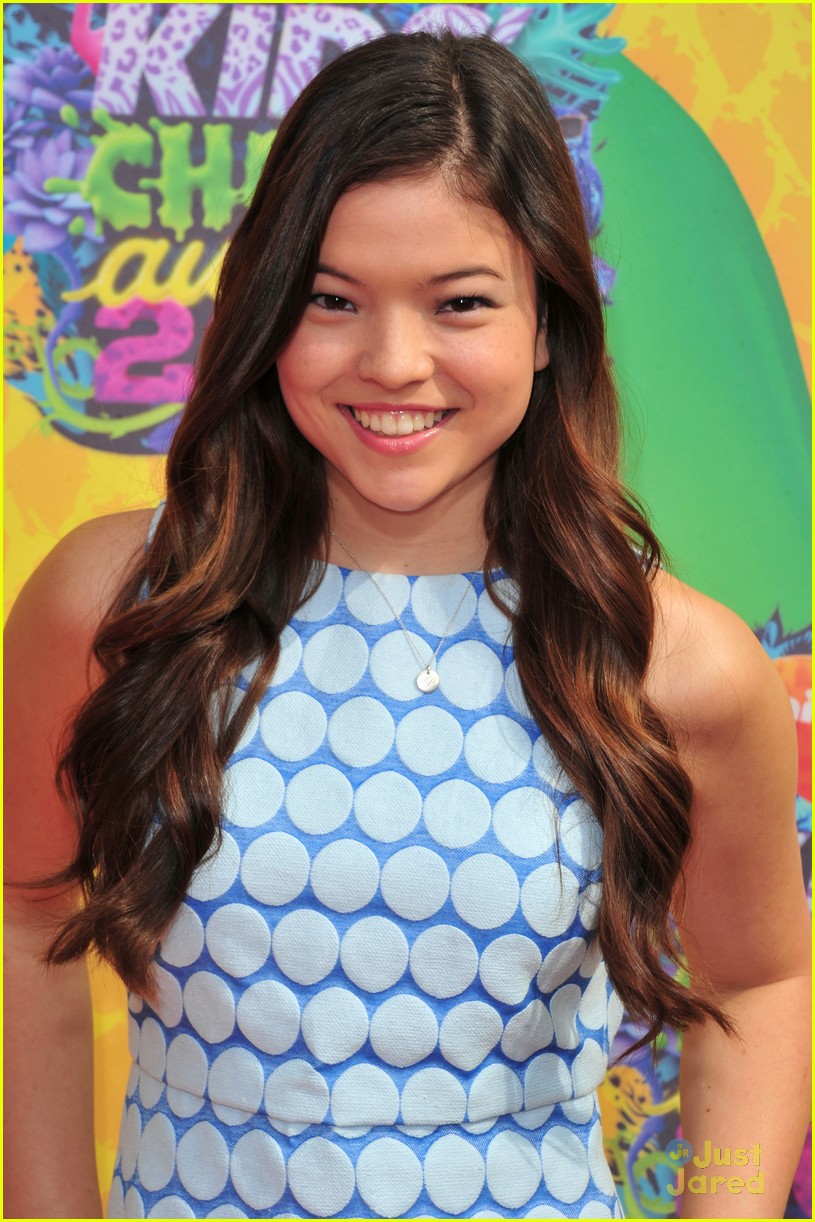 Piper Curda & Every Witch Way Cast - Kids' Choice Awards 2014!