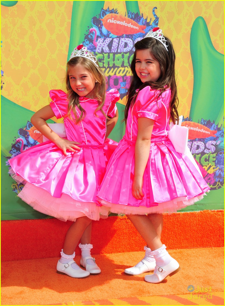 Sophia Grace & Rosie Are Absolutely Adorable at Kids' Choice Awards 2014!