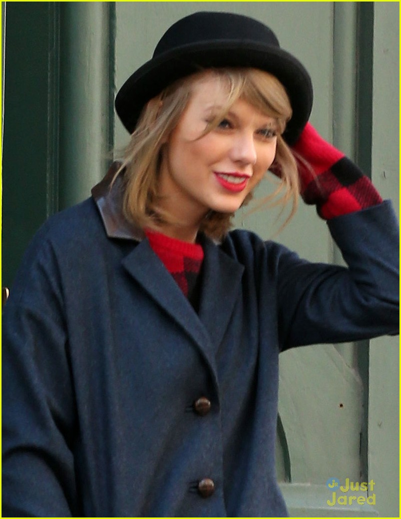 Hold On To Your Hat, Taylor Swift!