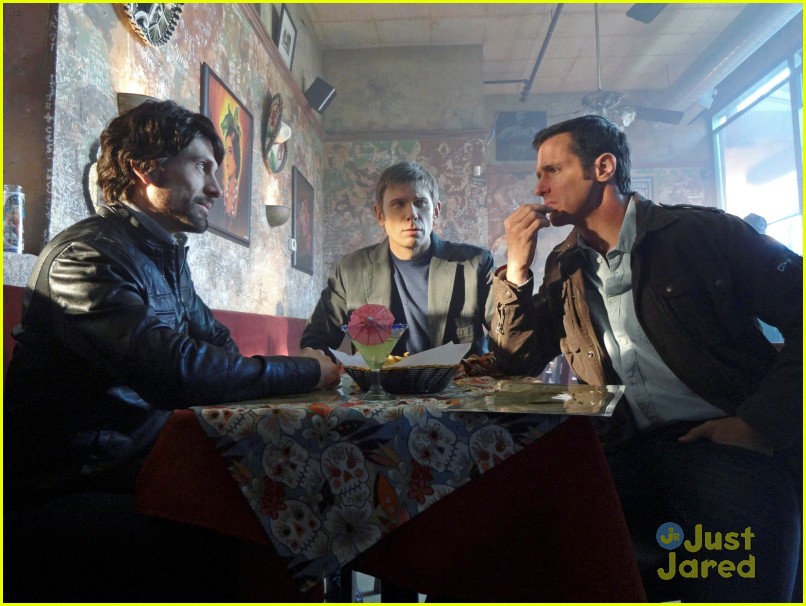 Robbie Amell & Luke Mitchell Are Taking Out The Enemy on 'Tomorrow People'