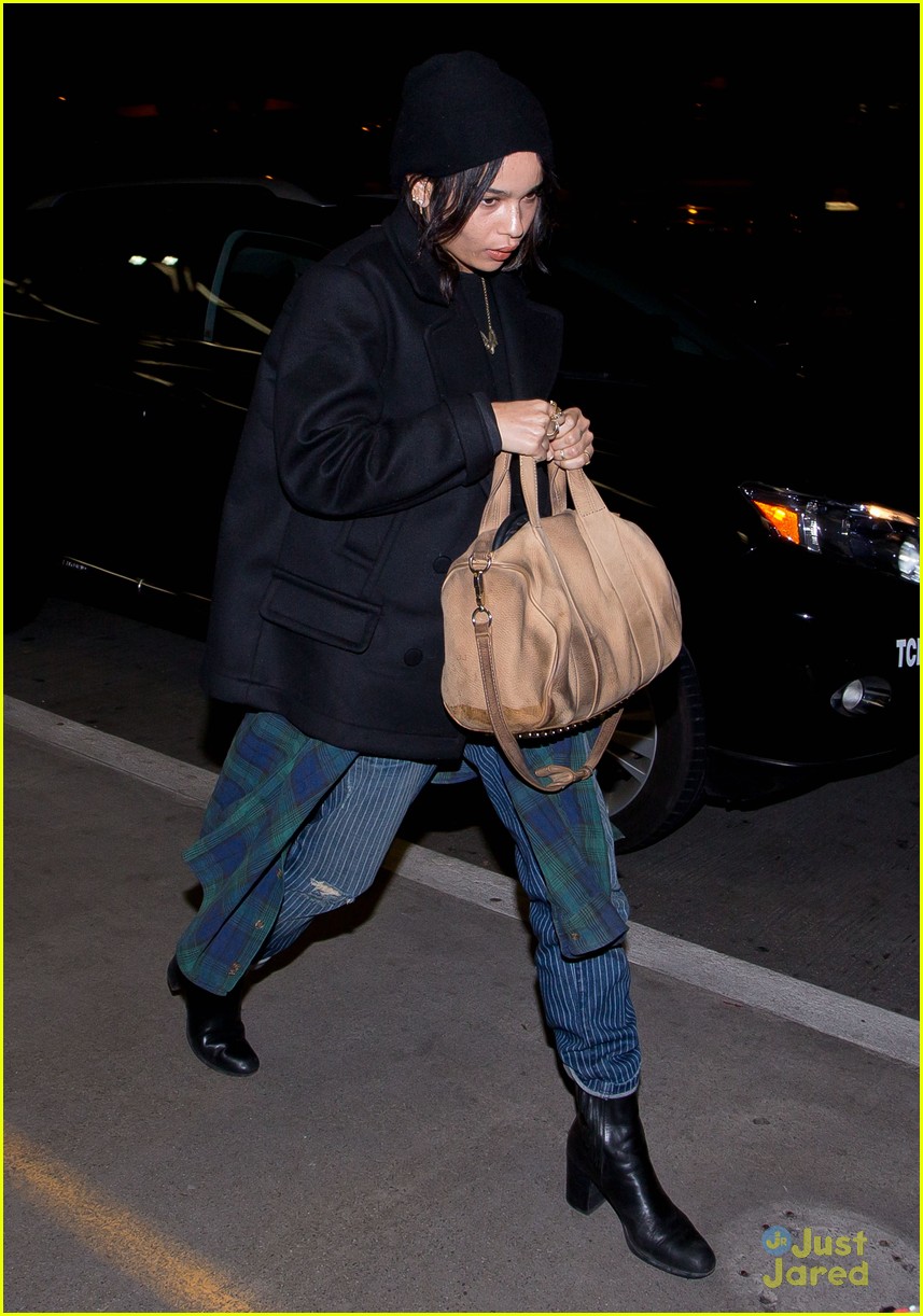 Zoe Kravitz: Theo James Came To My Rescue After 'Divergent' Injury