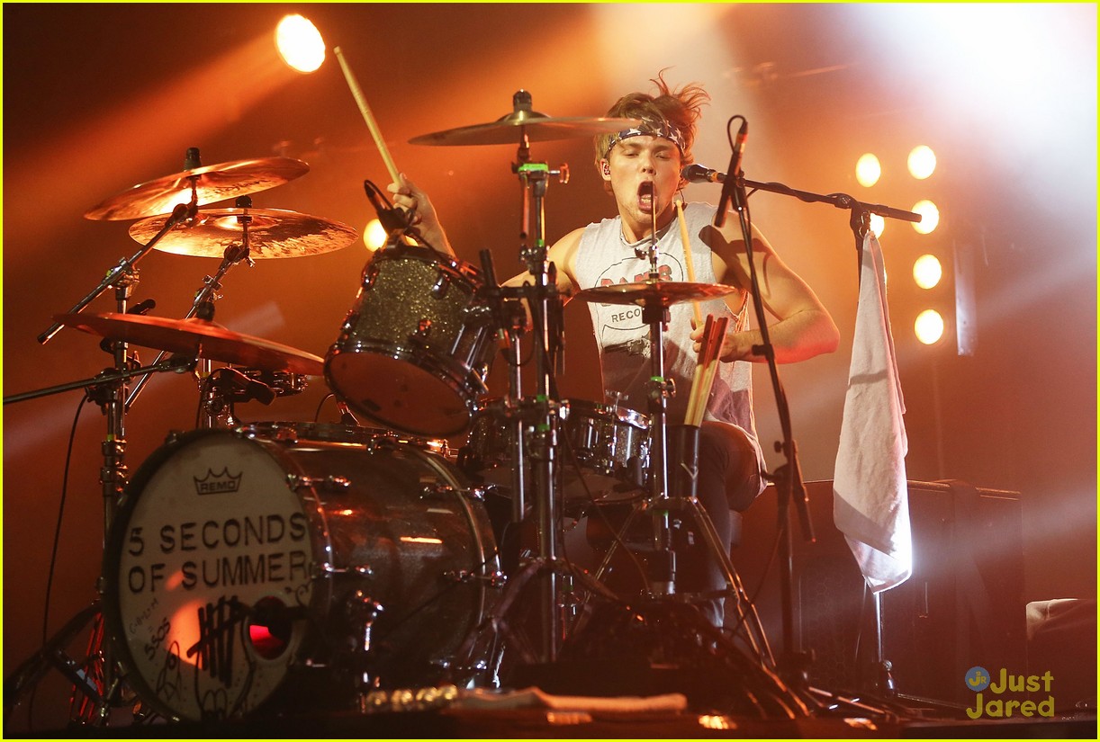 5 Seconds of Summer: Hometown Sydney Concert Pics!