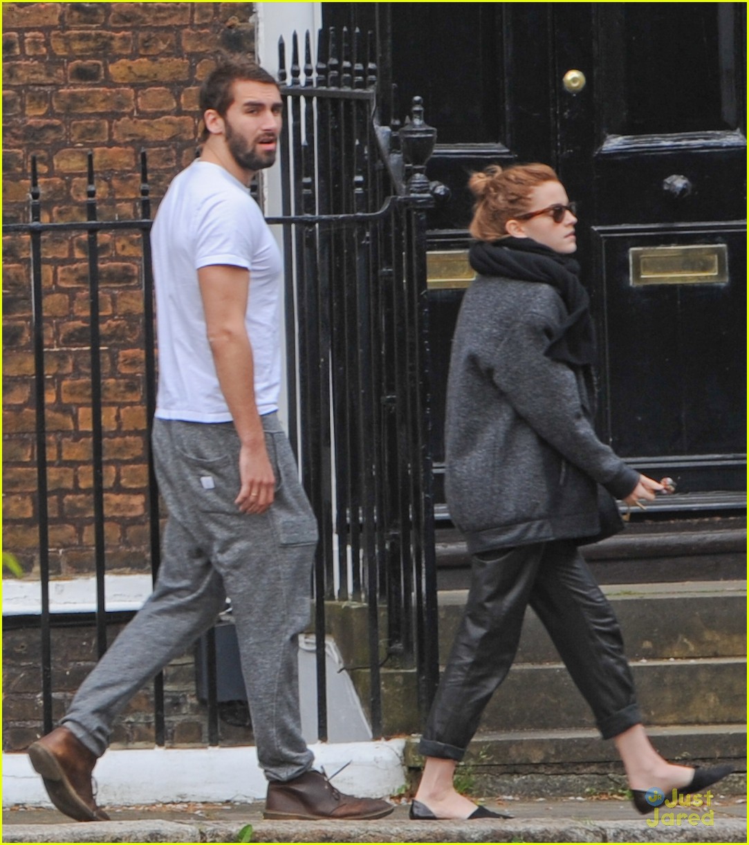 Emma Watson & Boyfriend Matthew Janney Take Casual Weekend Stroll Together