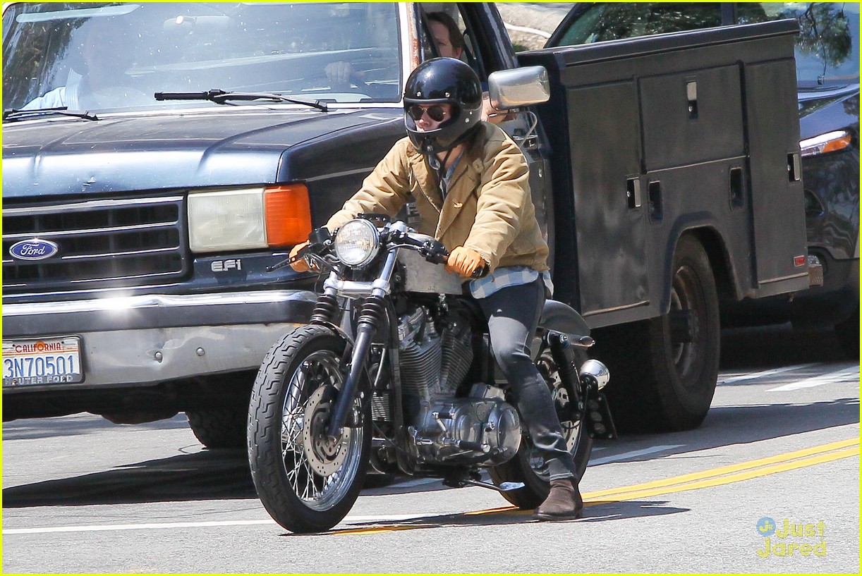 Harry Styles is One Hot Motorcycle Man!