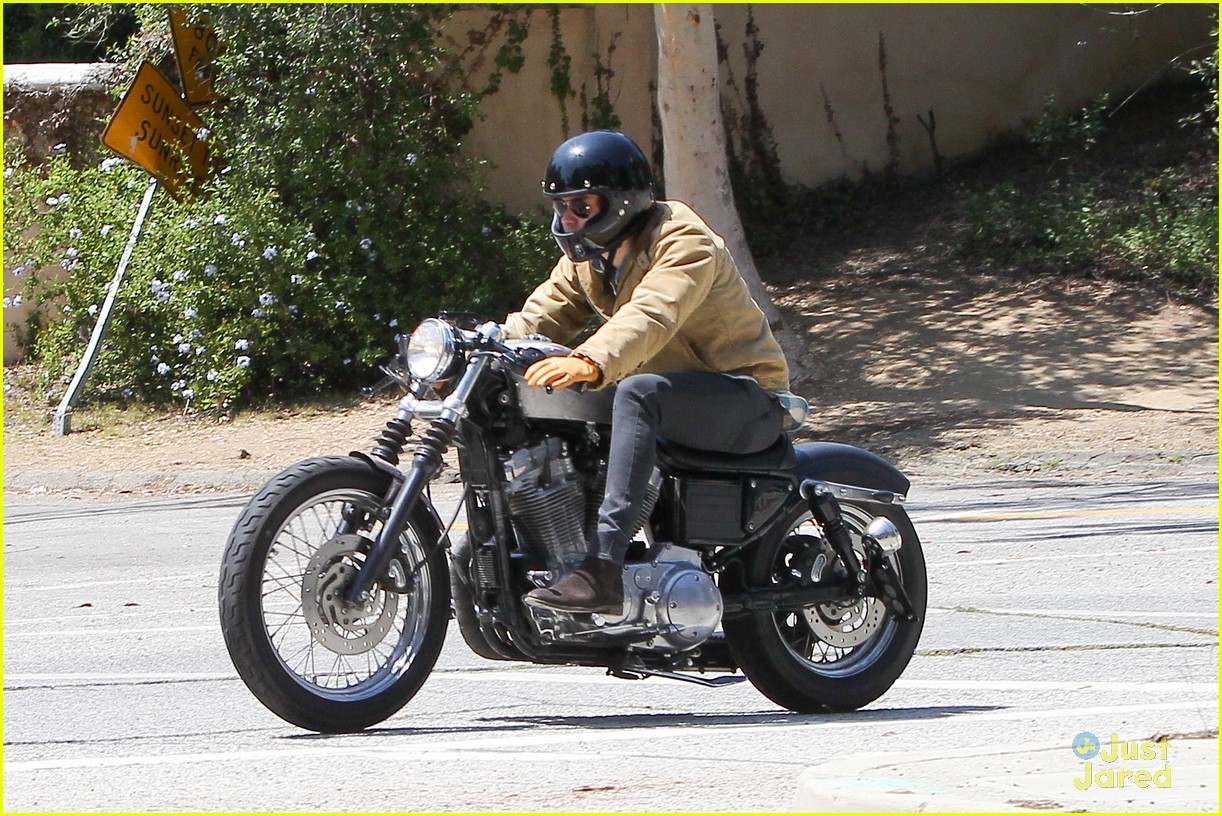 Harry Styles is One Hot Motorcycle Man!