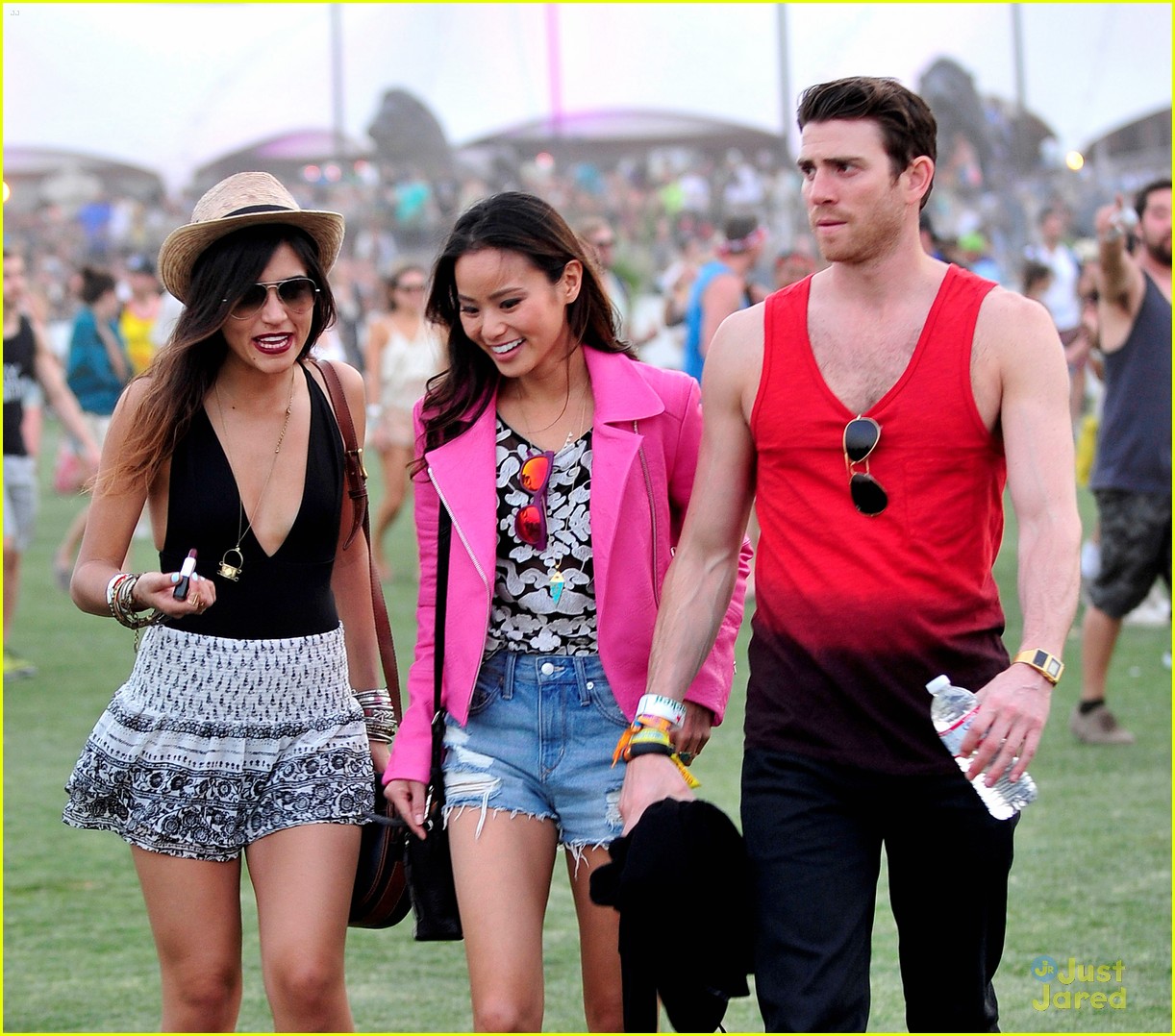 Jamie Chung: Squirt Gun Fight at Coachella 2014!
