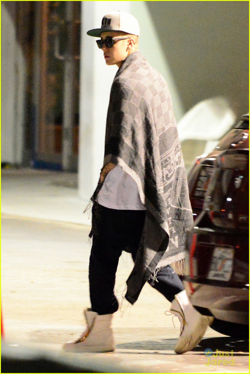 Justin Bieber Continues Making More Music During All-Night Studio Session!