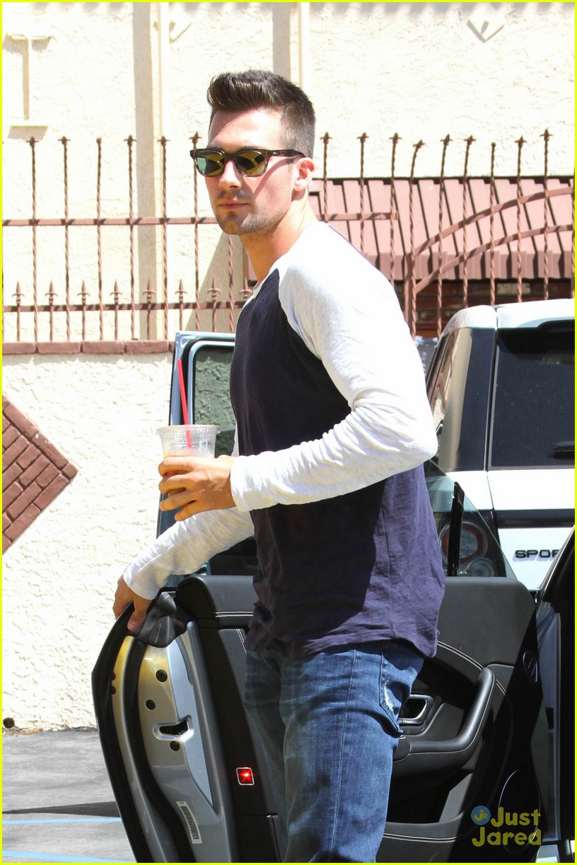 Peta Murgatroyd Surprised by James Maslow's Maturity!