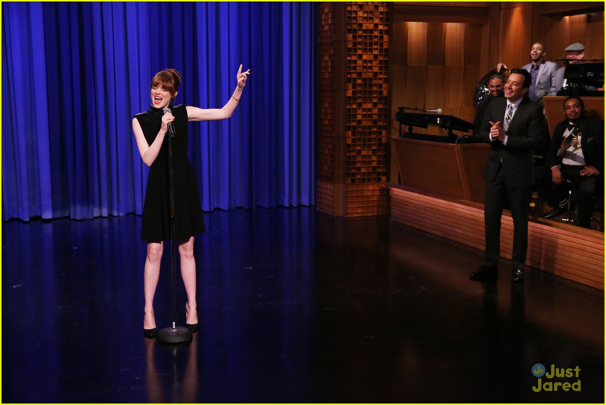 Emma Stone Engages in Lip Sync Battle with Jimmy Fallon!