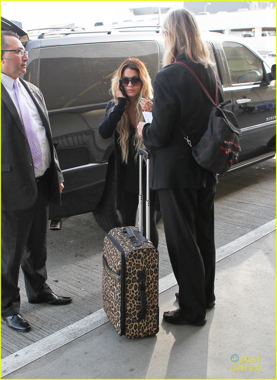 Vanessa Hudgens Jets Out of LAX After Coachella 2014
