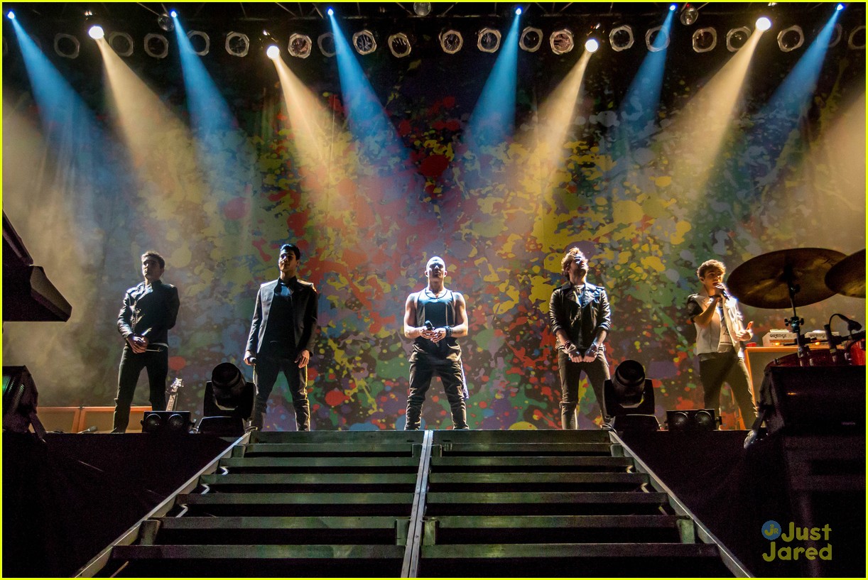 The Wanted Light Up Detroit Rock City