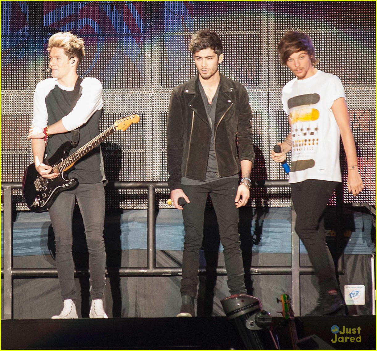 One Direction Make Soccer Uniforms Look Good!