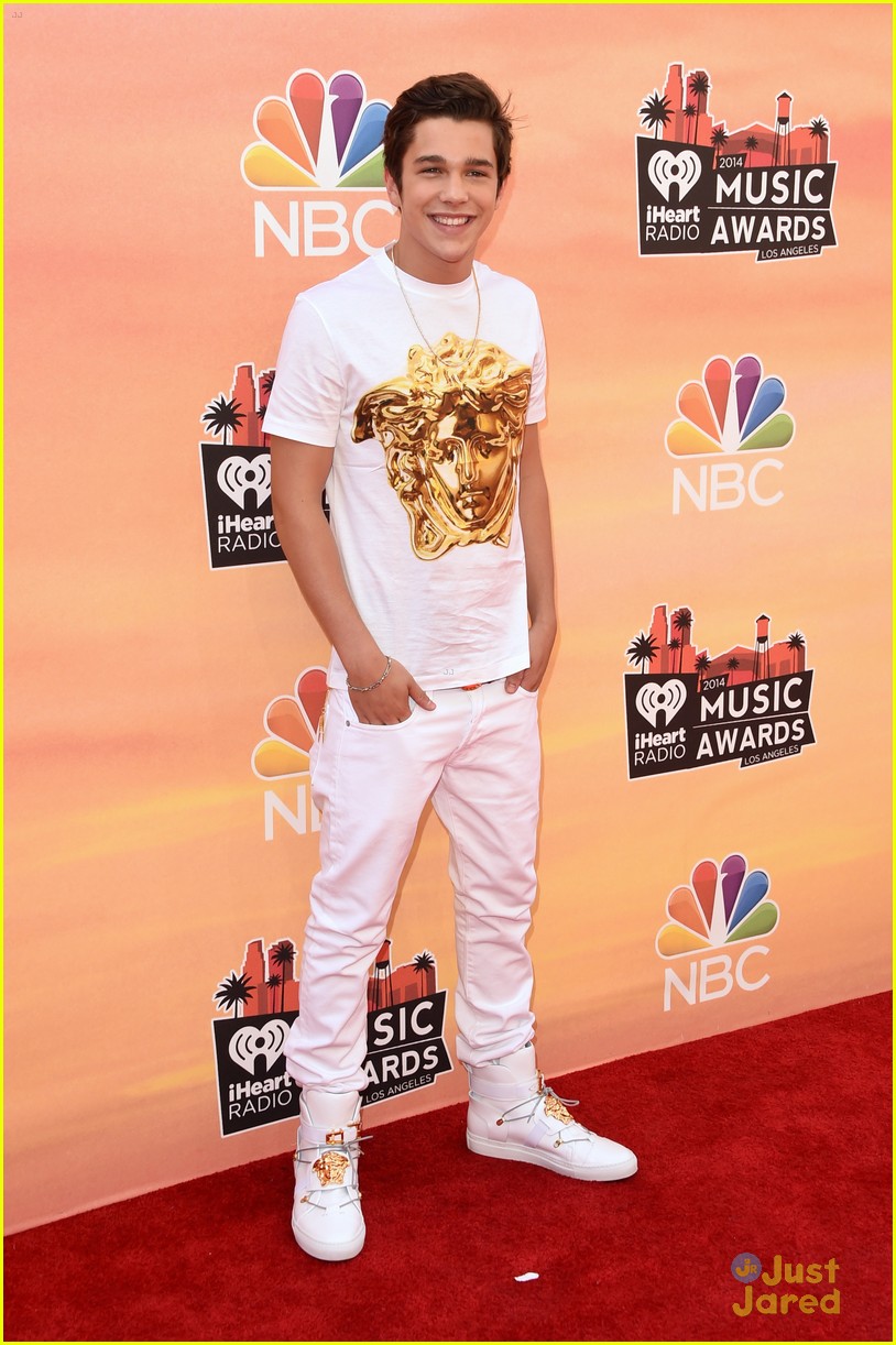 Austin Mahone Recruits His Fan Army on Twitter Ahead of iHeart Radio Music Awards 2014