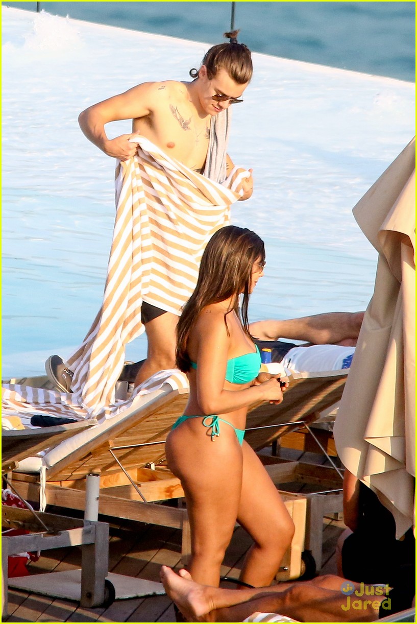 Harry Styles Goes Shirtless Again in Rio!