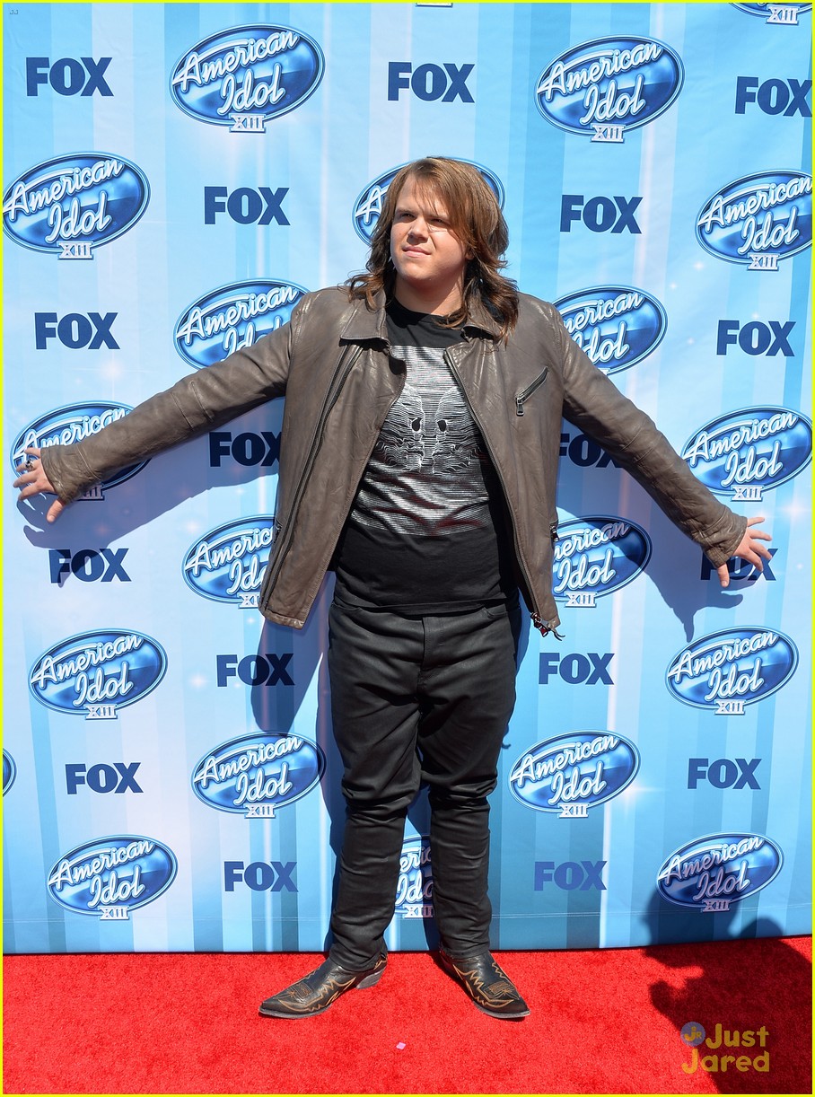 American Idol's Jena Irene & Caleb Johnson Walk the Finale Red Carpet!