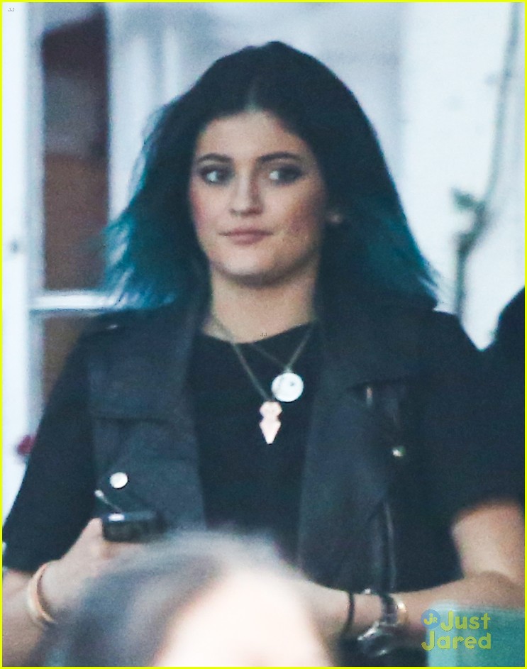 Kendall Jenner Arrives in Cannes, While Kylie Touches Up Her Blue Hair