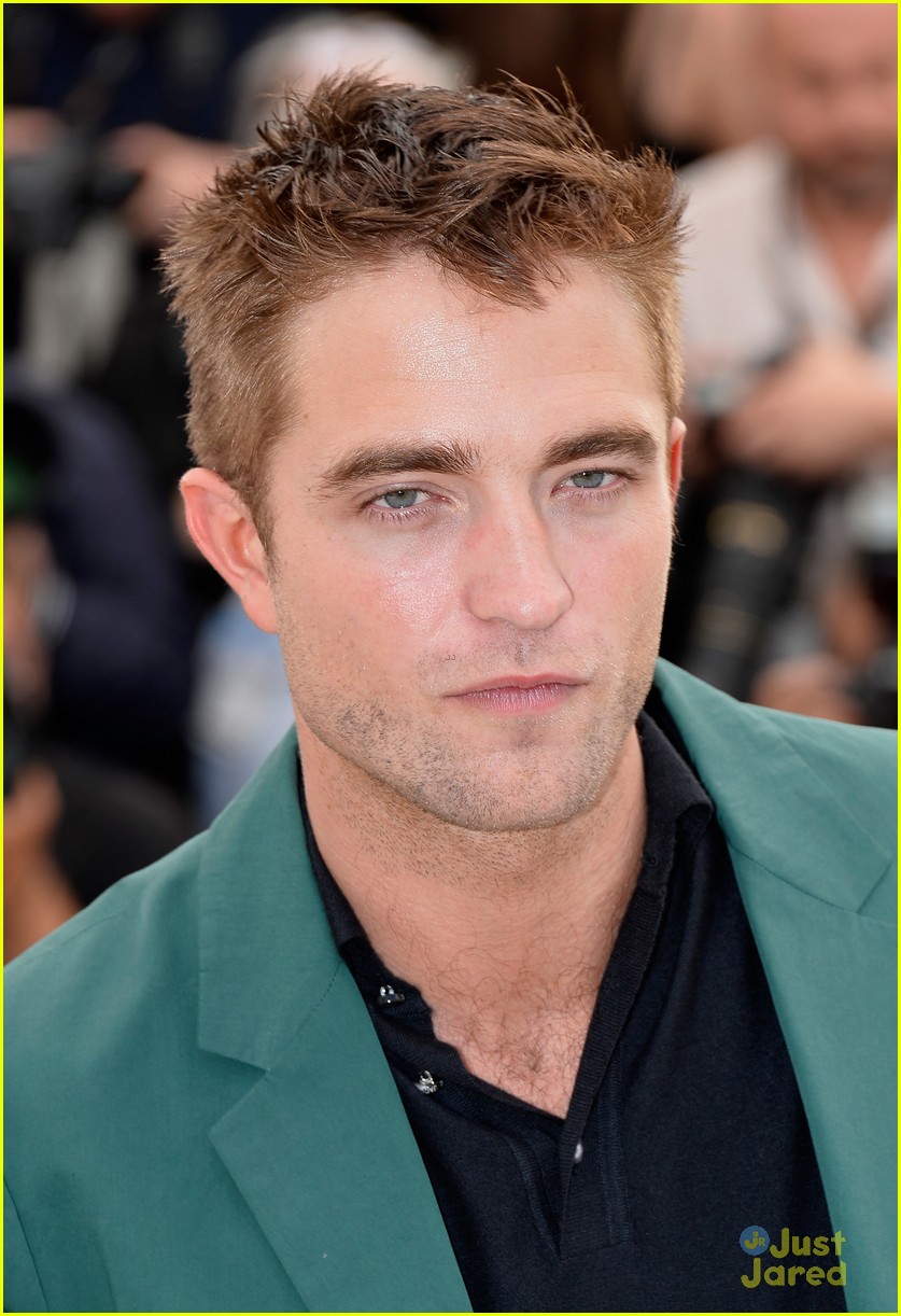 Robert Pattinson is Smoldering Hot at 'The Rover' Cannes Photo Call!