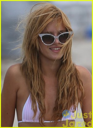 Bella Thorne Shows Off Her Bikini Body as She Hits the Beach!