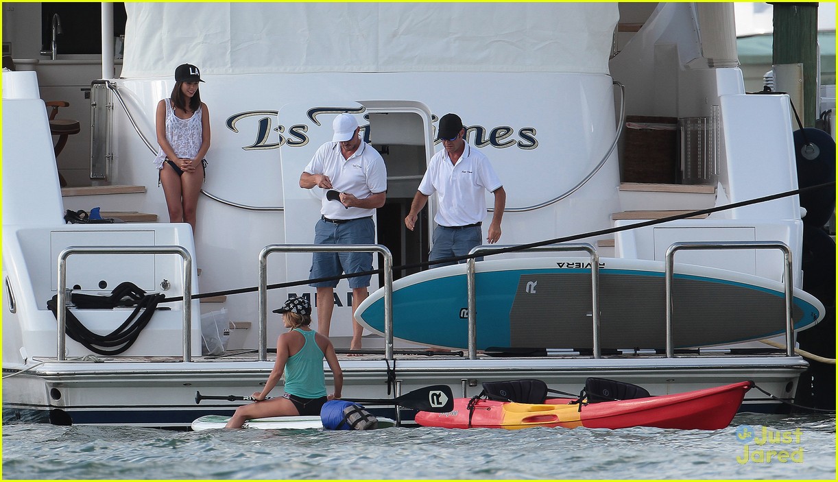 Vanessa Hudgens Show Off Major Paddleboarding Skills in Her Bikini!