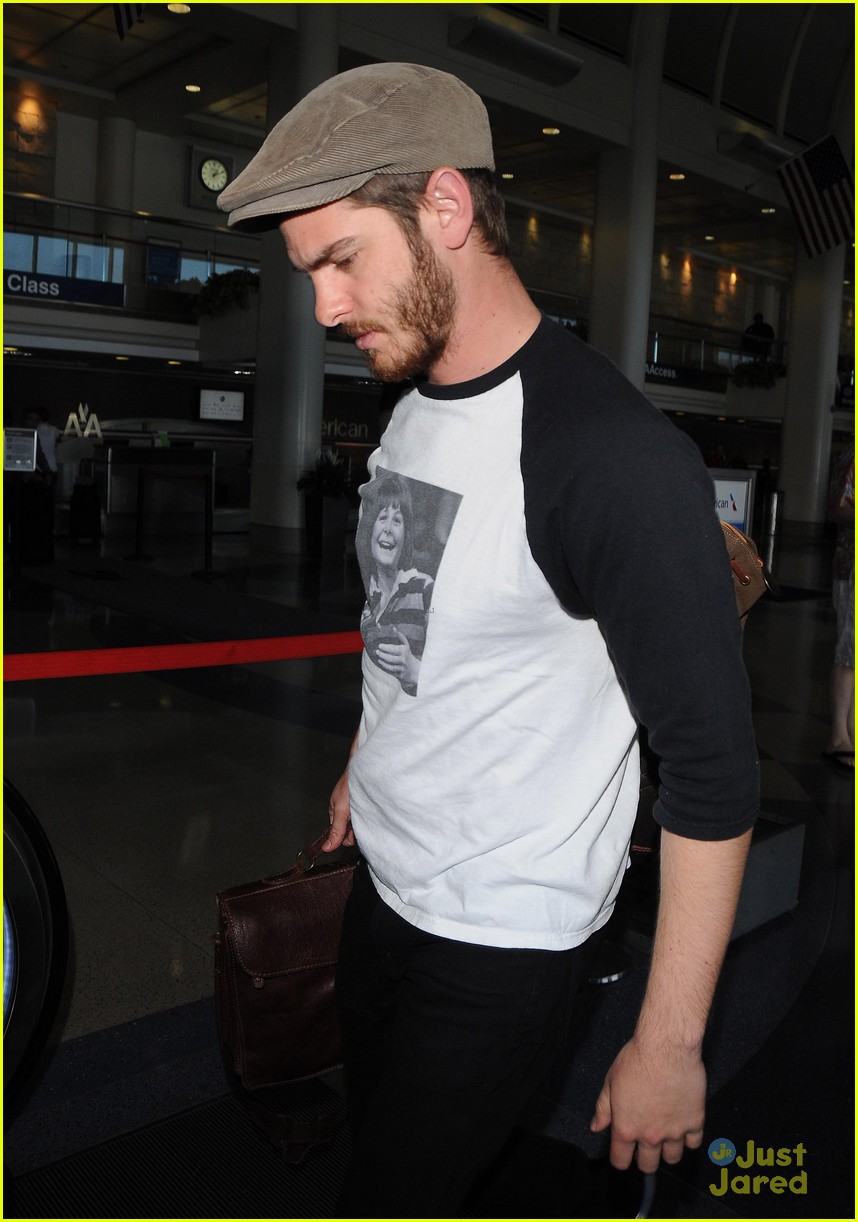 Big 'Teen Wolf' Fan Andrew Garfield Shows Love for His Idol Michael J. Fox!
