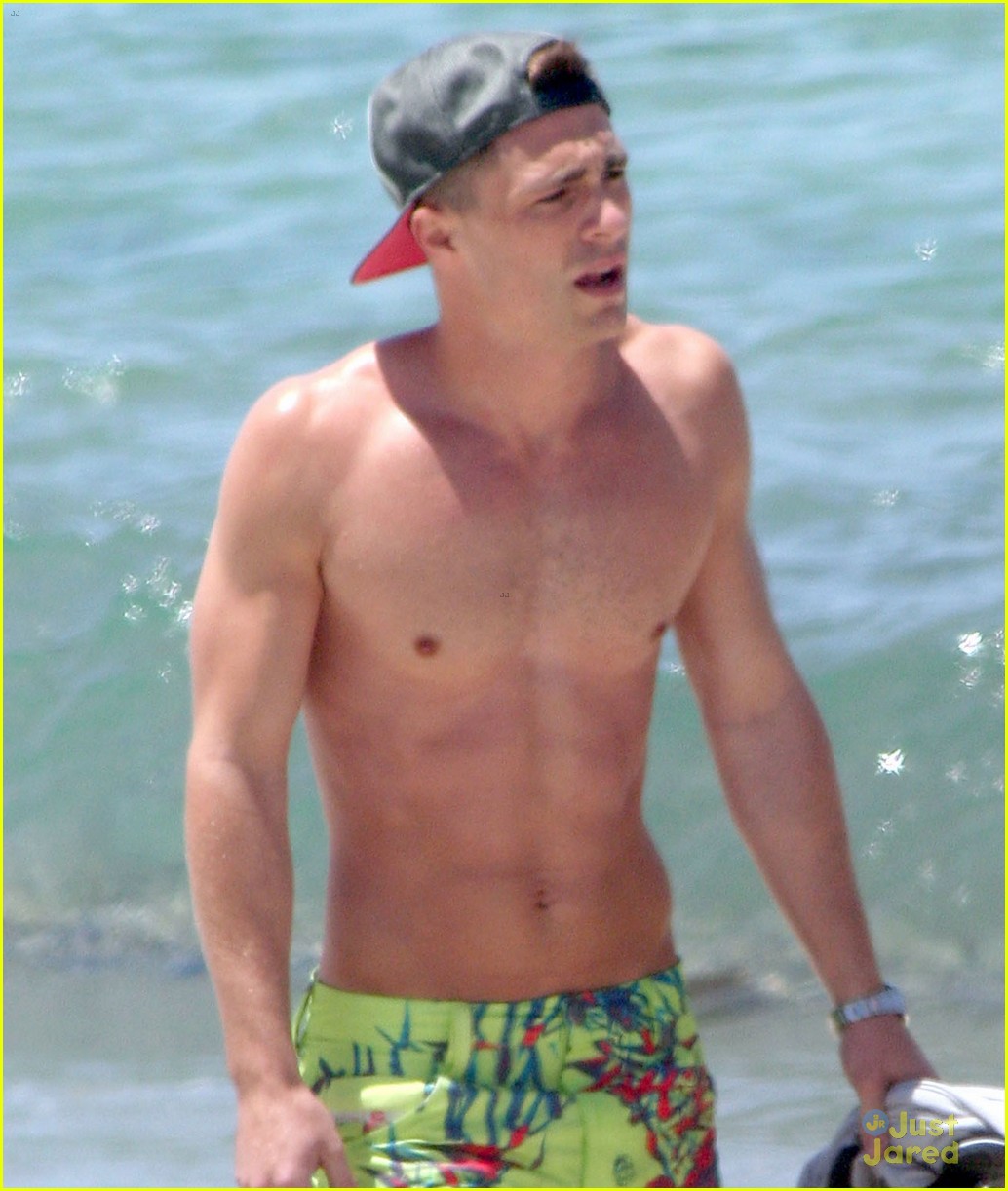 Colton Haynes Goes Shirtless at the Beach & We Have the Pics!