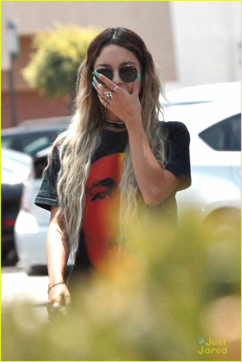 Vanessa Hudgens Shows Off Her Long Blue Nails While Out and About!