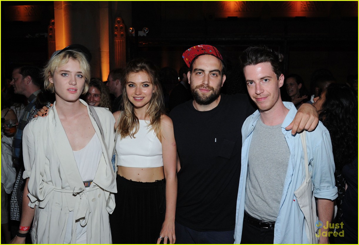 Imogen Poots & Mackenzie Davis Pair Up at 'Boyhood' Opening Night in NYC