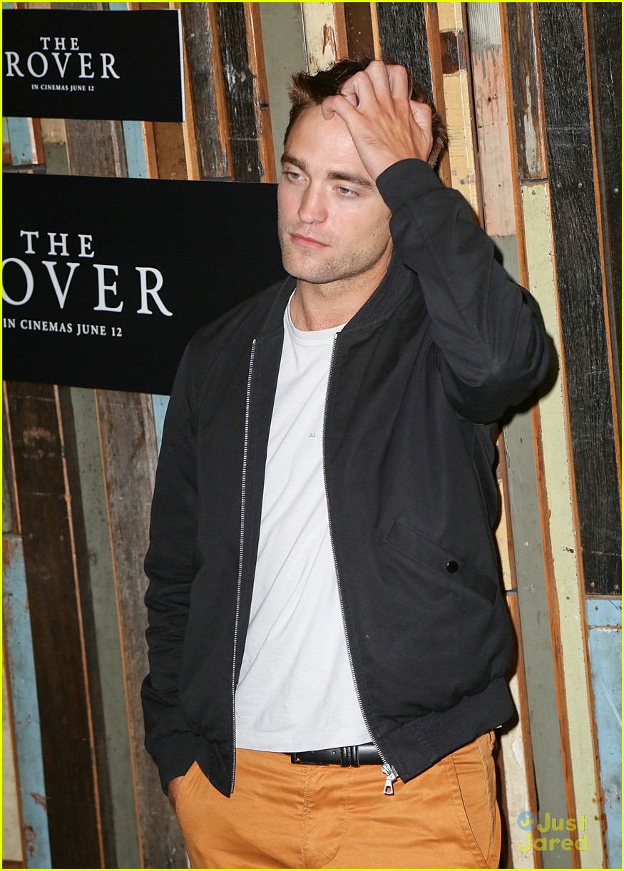 Robert Pattinson Attends 'The Rover' Photo Call in Sydney