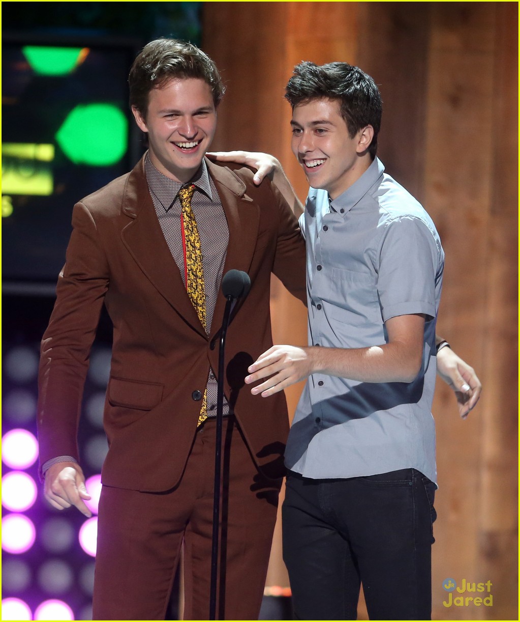 'The Fault In Our Stars' Grabs Favorite Flick Honor at Young Hollywood Awards 2014