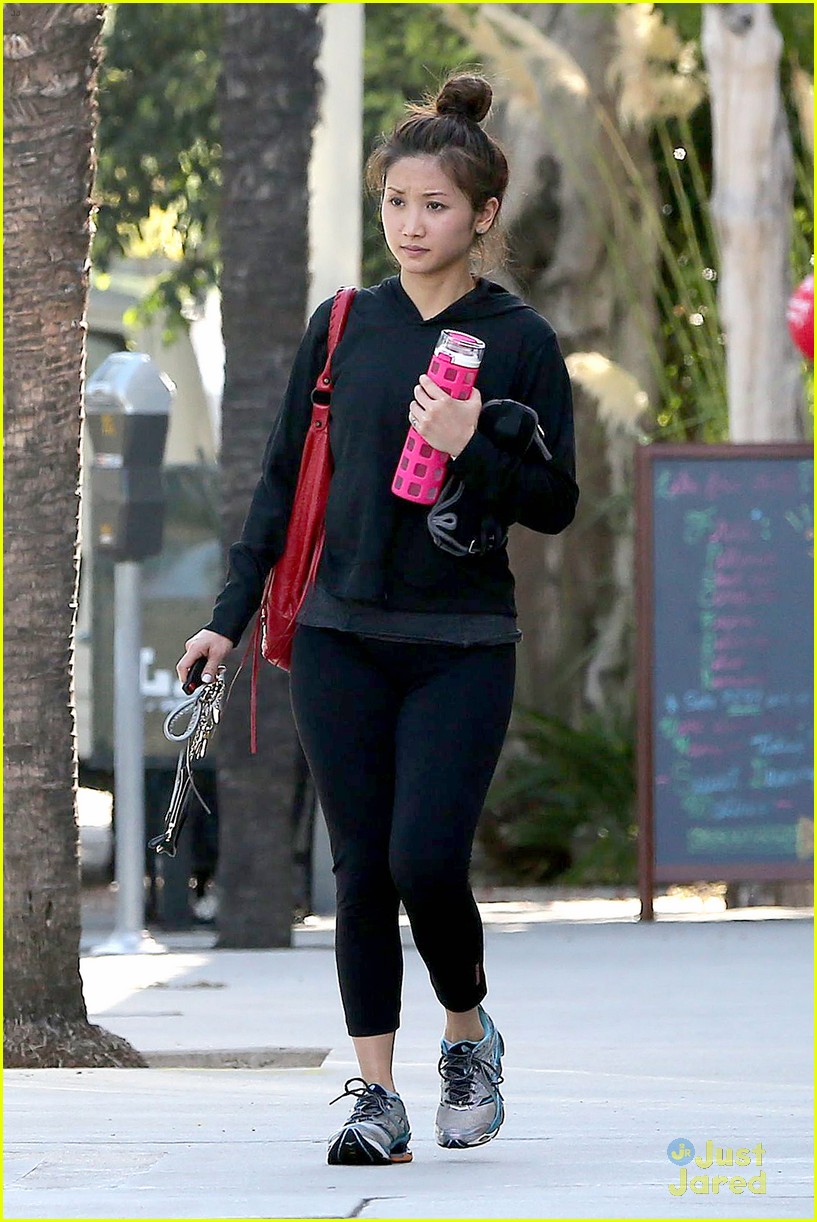 Brenda Song Starts Her Week Off Right with a Workout